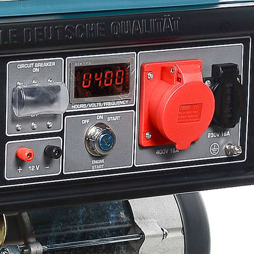 Patogus ergonomiškas valdymo skydelis su elektriniu užvedimu